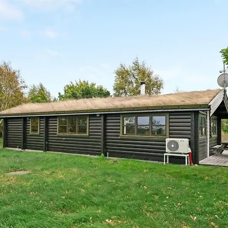 Gorjan - 300m From The Sea By Interhome